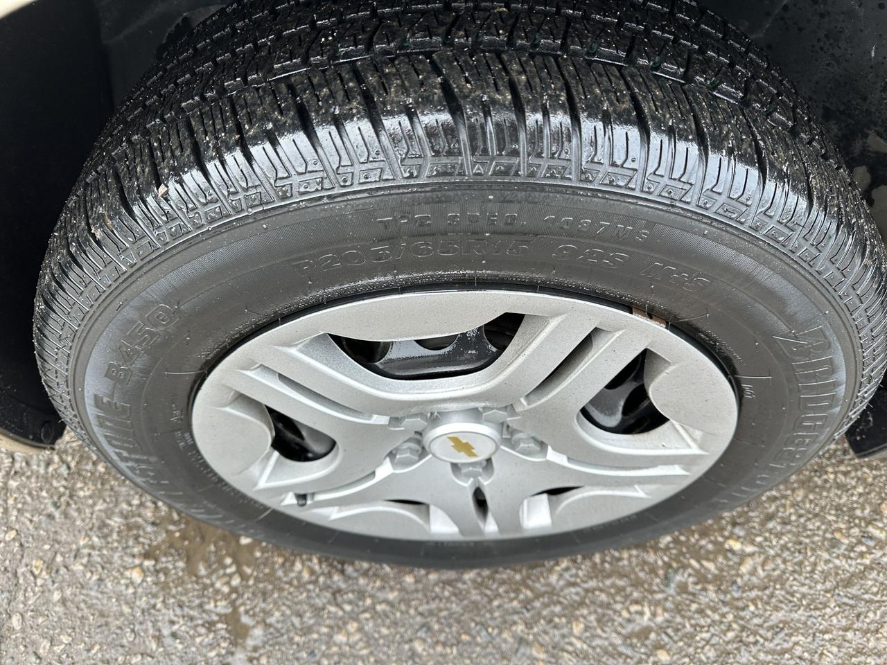 2006 Chevrolet Malibu LS, LIKE NEW, ONLY 33,000KMS, 4 CYL, CERTIFIED Photo