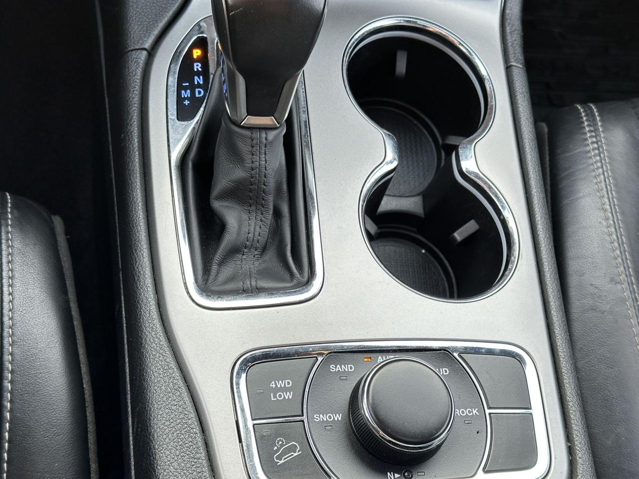 2018 Jeep Grand Cherokee LIMITED, LEATHER, LOADED, 4X4, V6, CERTIFIED Photo