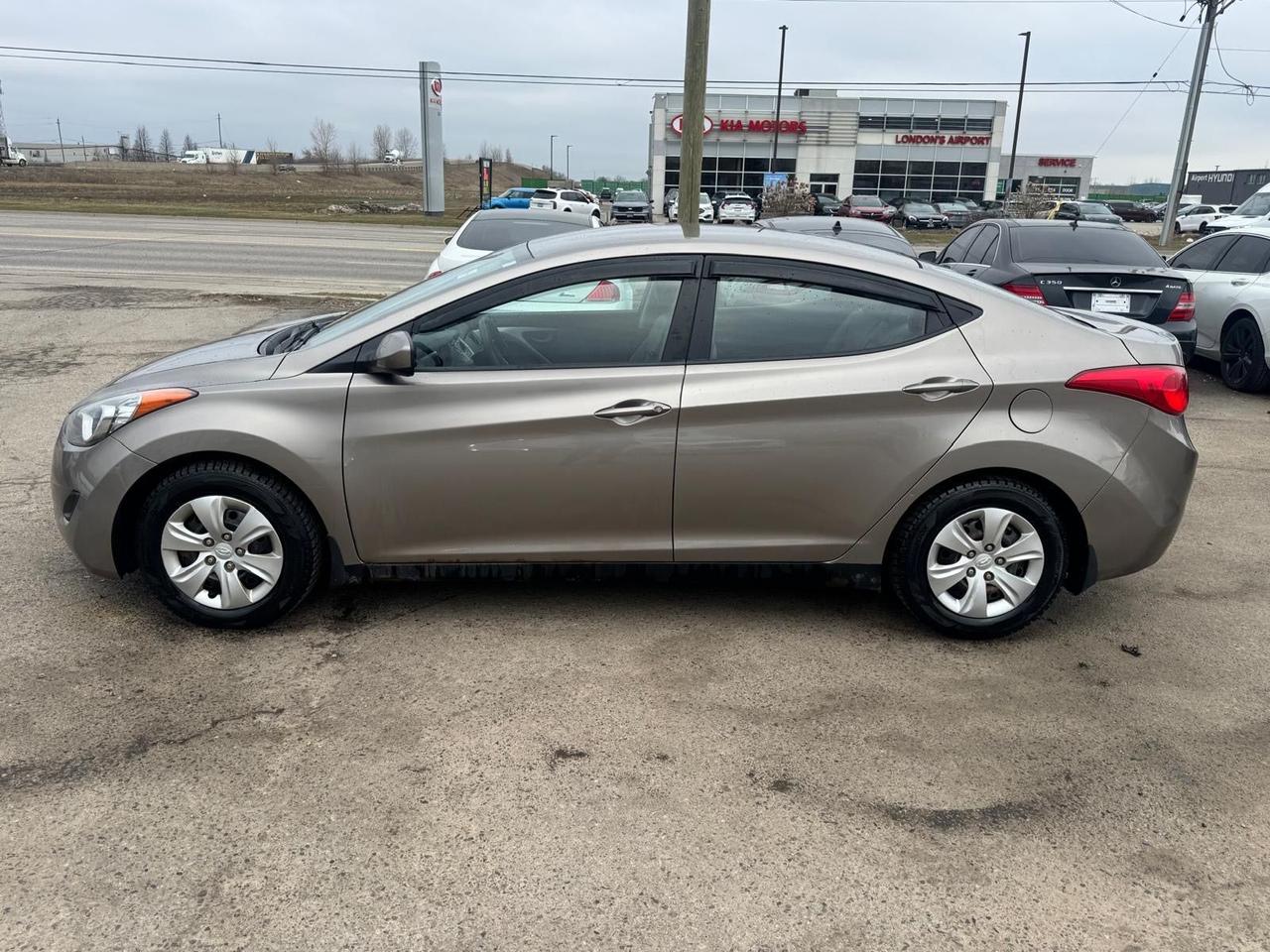 2013 Hyundai Elantra L, MANUAL, ONLY 124KMS, WELL MAINTAINED, CERTIFIED Photo