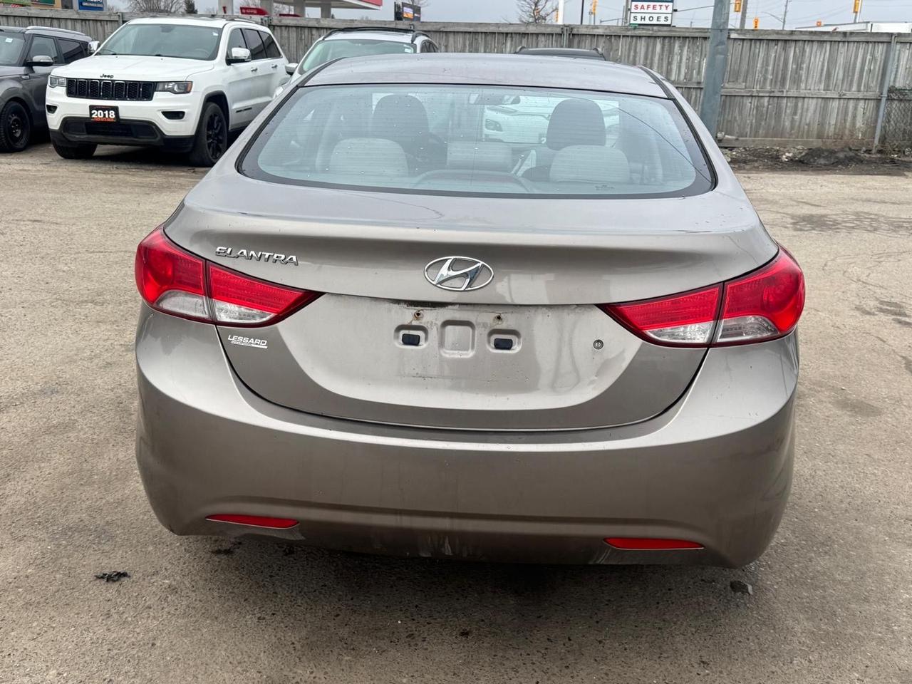 2013 Hyundai Elantra L, MANUAL, ONLY 124KMS, WELL MAINTAINED, CERTIFIED Photo