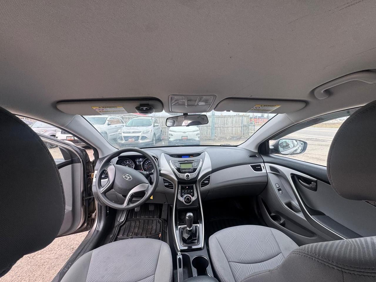 2013 Hyundai Elantra L, MANUAL, ONLY 124KMS, WELL MAINTAINED, CERTIFIED Photo