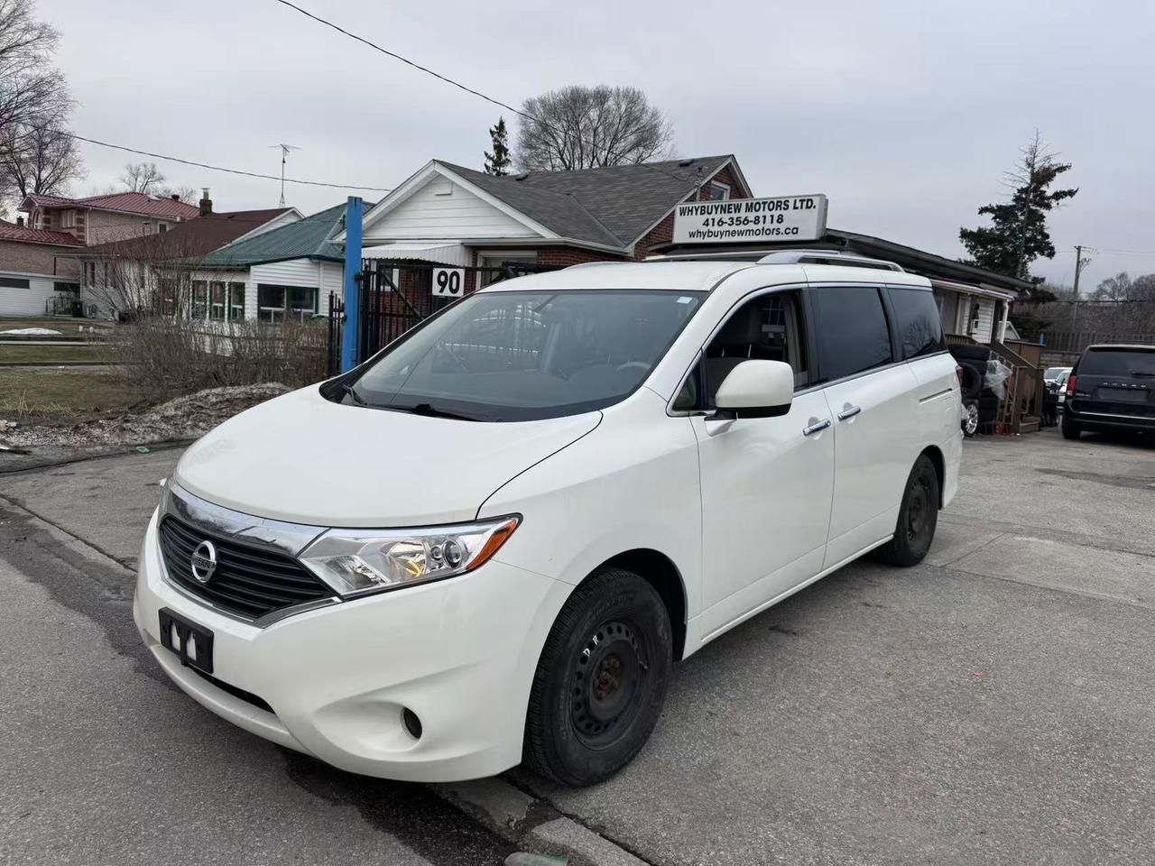 2012 Nissan Quest S Photo