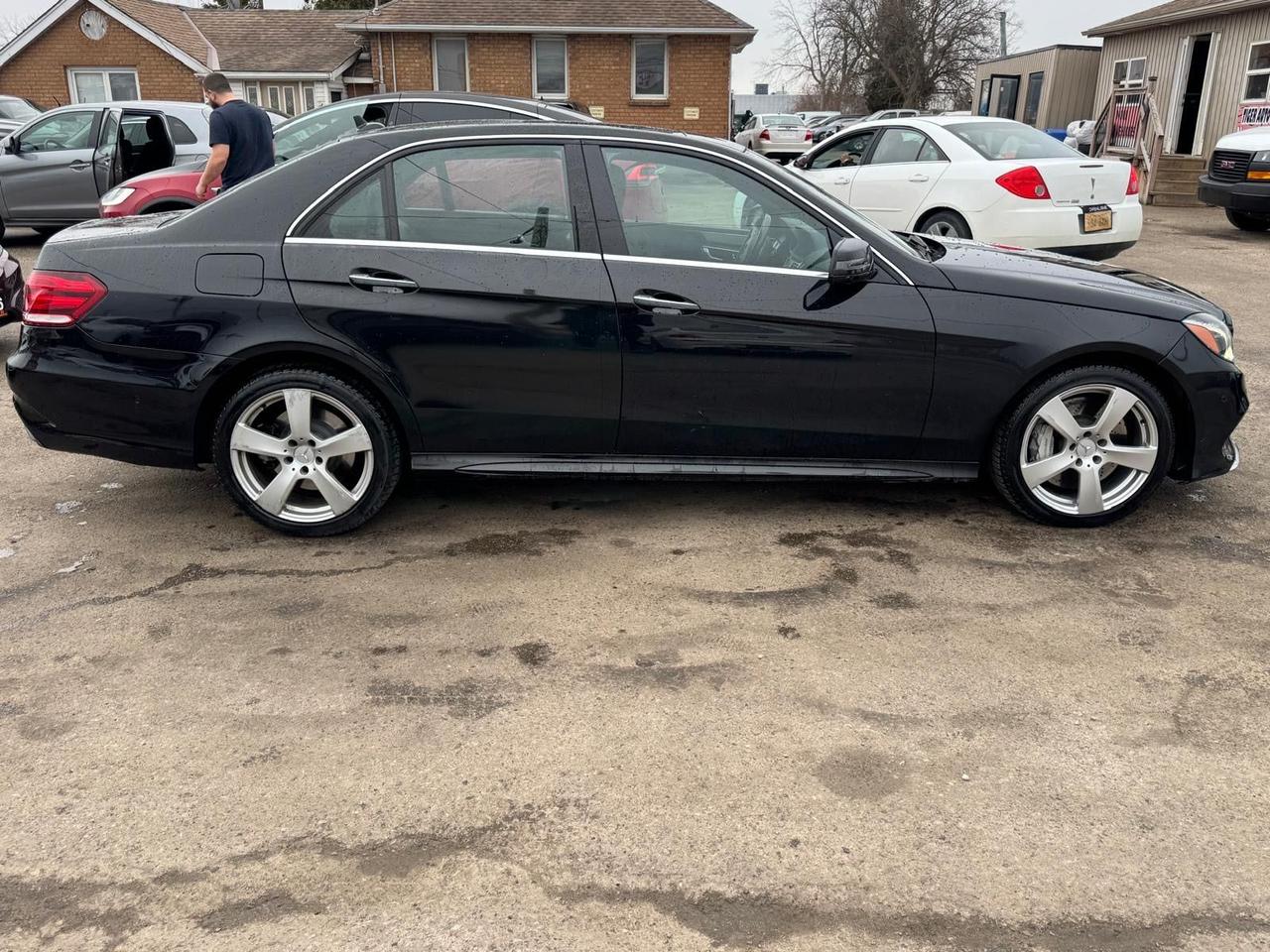 2014 Mercedes-Benz E-Class E E 550, ONE OWNER, ONLY 37KMS, CERTIFIED Photo
