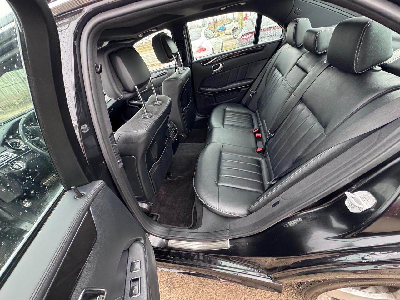 2014 Mercedes-Benz E-Class E E 550, ONE OWNER, ONLY 37KMS, CERTIFIED Photo