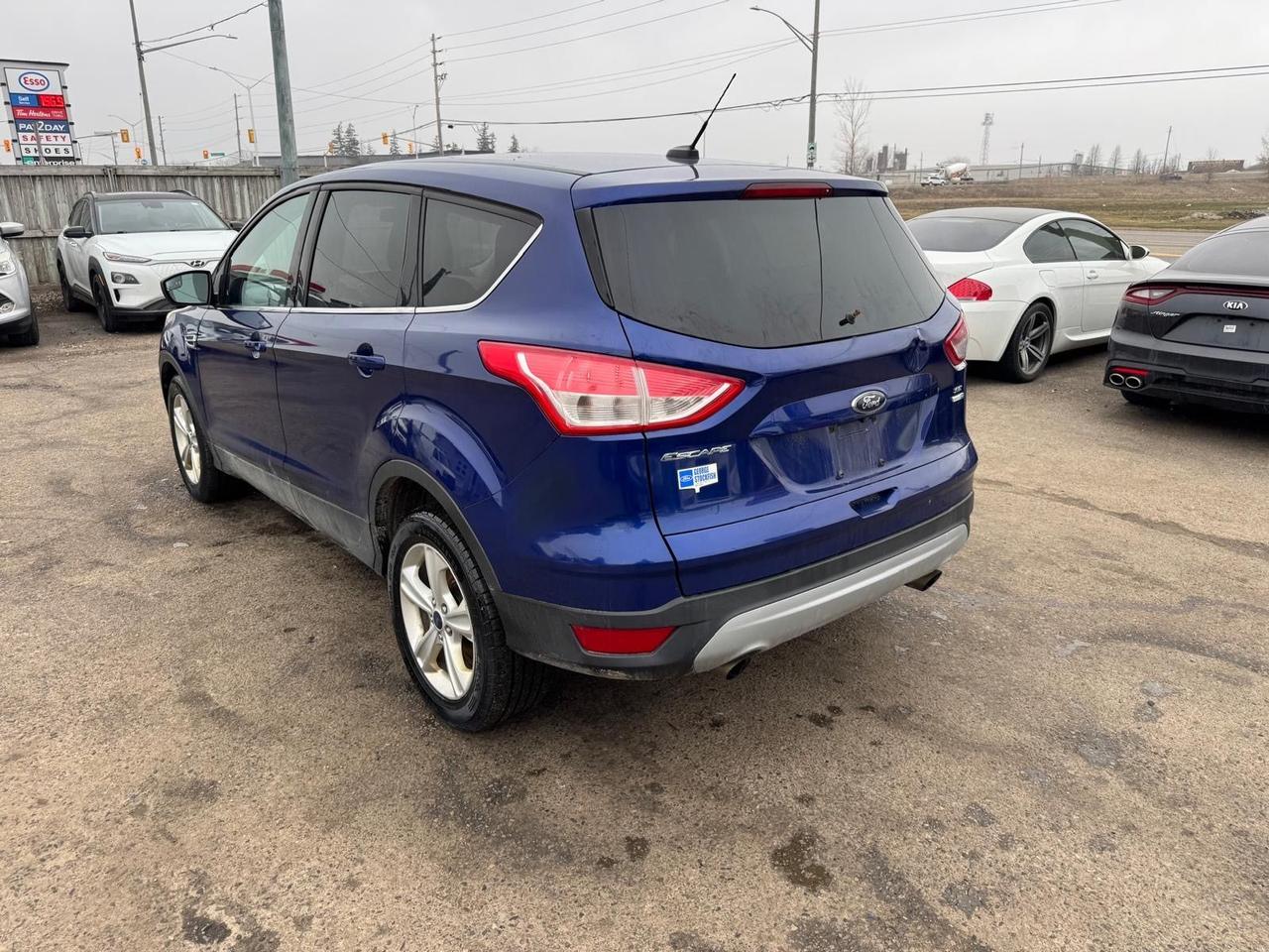 2014 Ford Escape SE, AUTO, ENGINE NEEDS REPAIR, AS IS SPECIAL Photo2