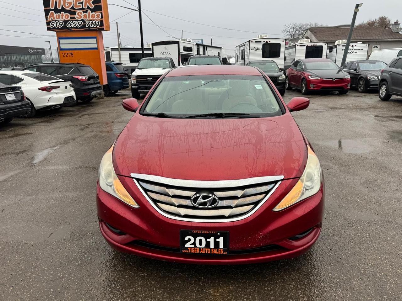 2011 Hyundai Sonata GL Photo