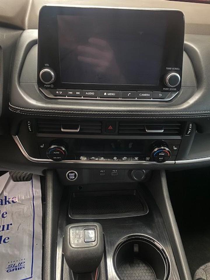 2022 Nissan Rogue S Photo