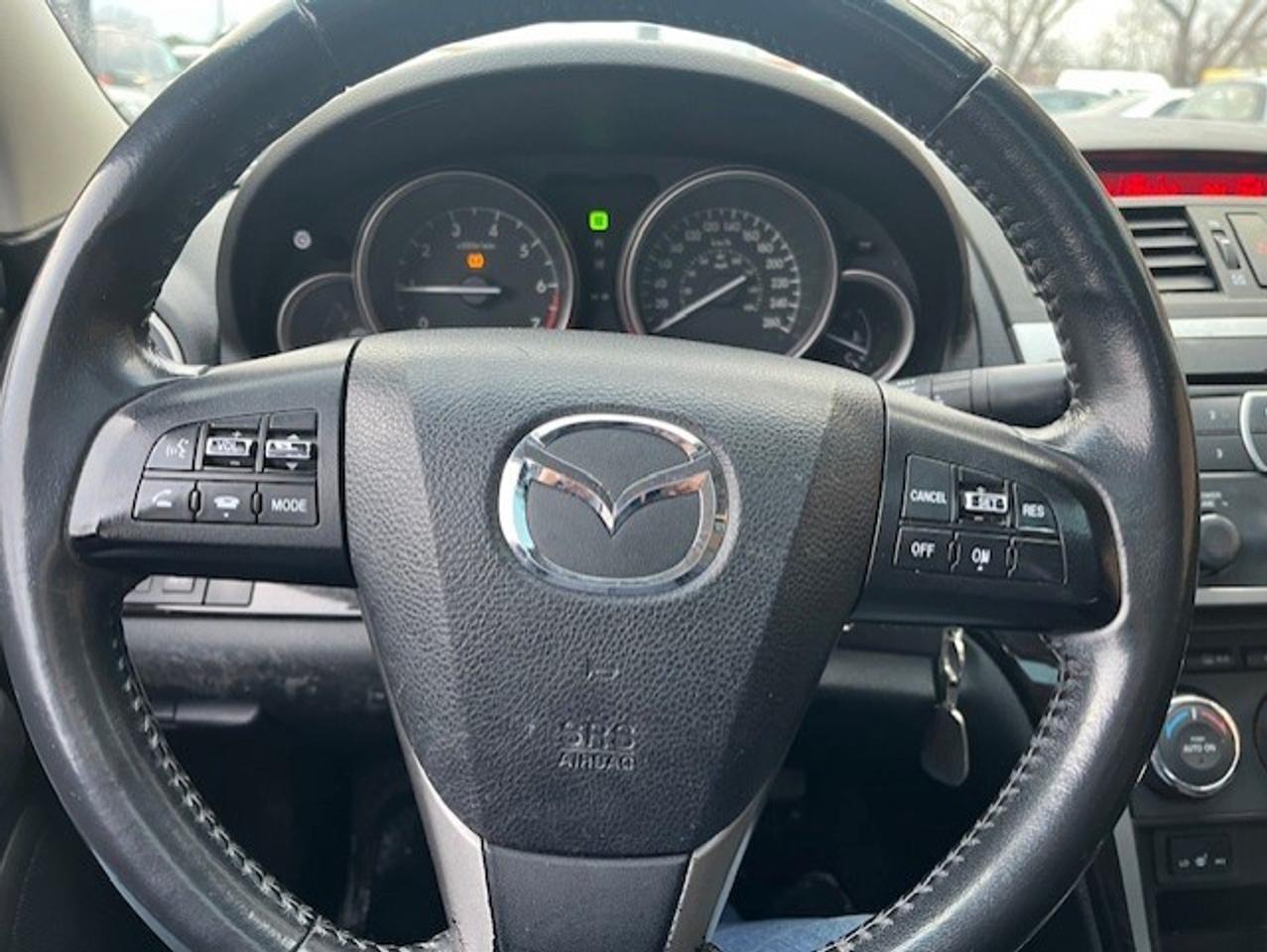 2013 Mazda MAZDA6 4dr Sdn I4 GT Photo