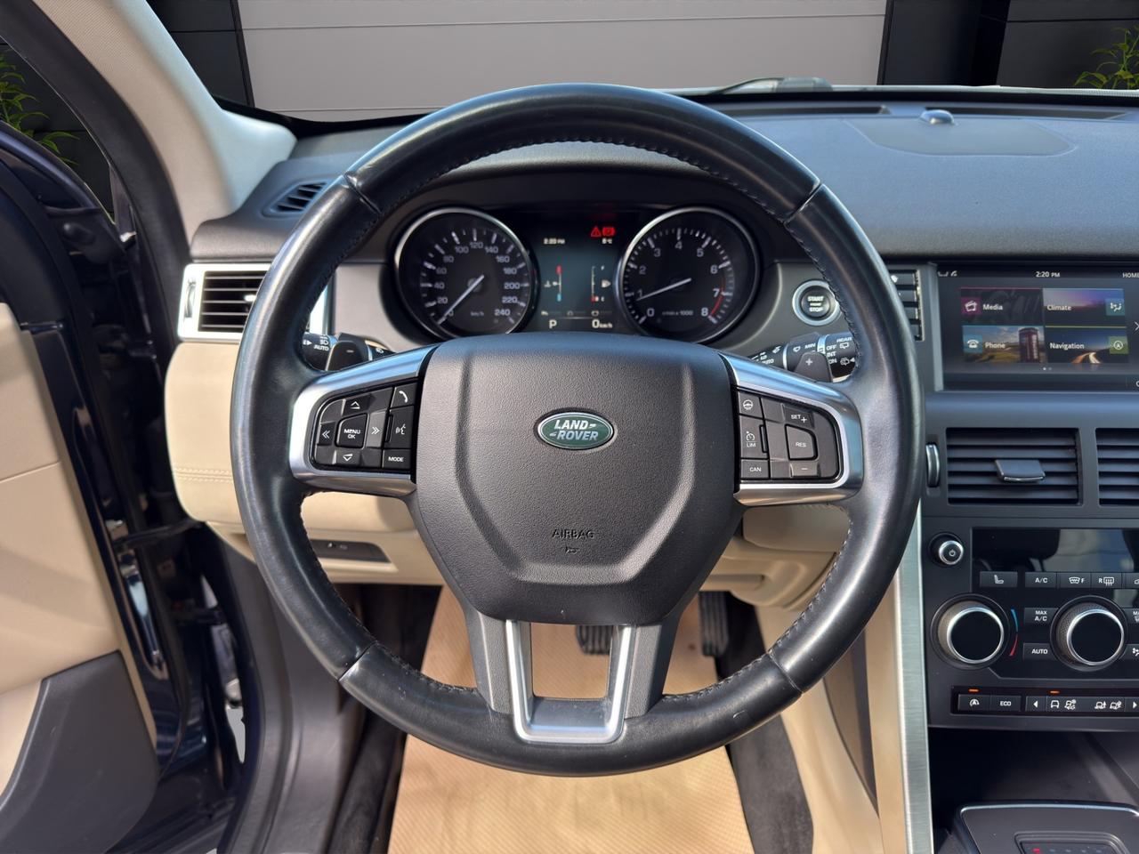 2016 Land Rover Discovery Sport HSE 4WD - Navigation System - Moonroof !!! Photo