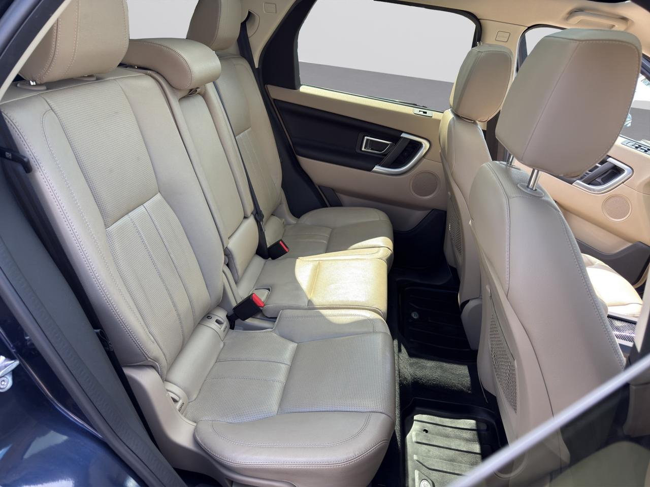 2016 Land Rover Discovery Sport HSE 4WD - Navigation System - Moonroof !!! Photo