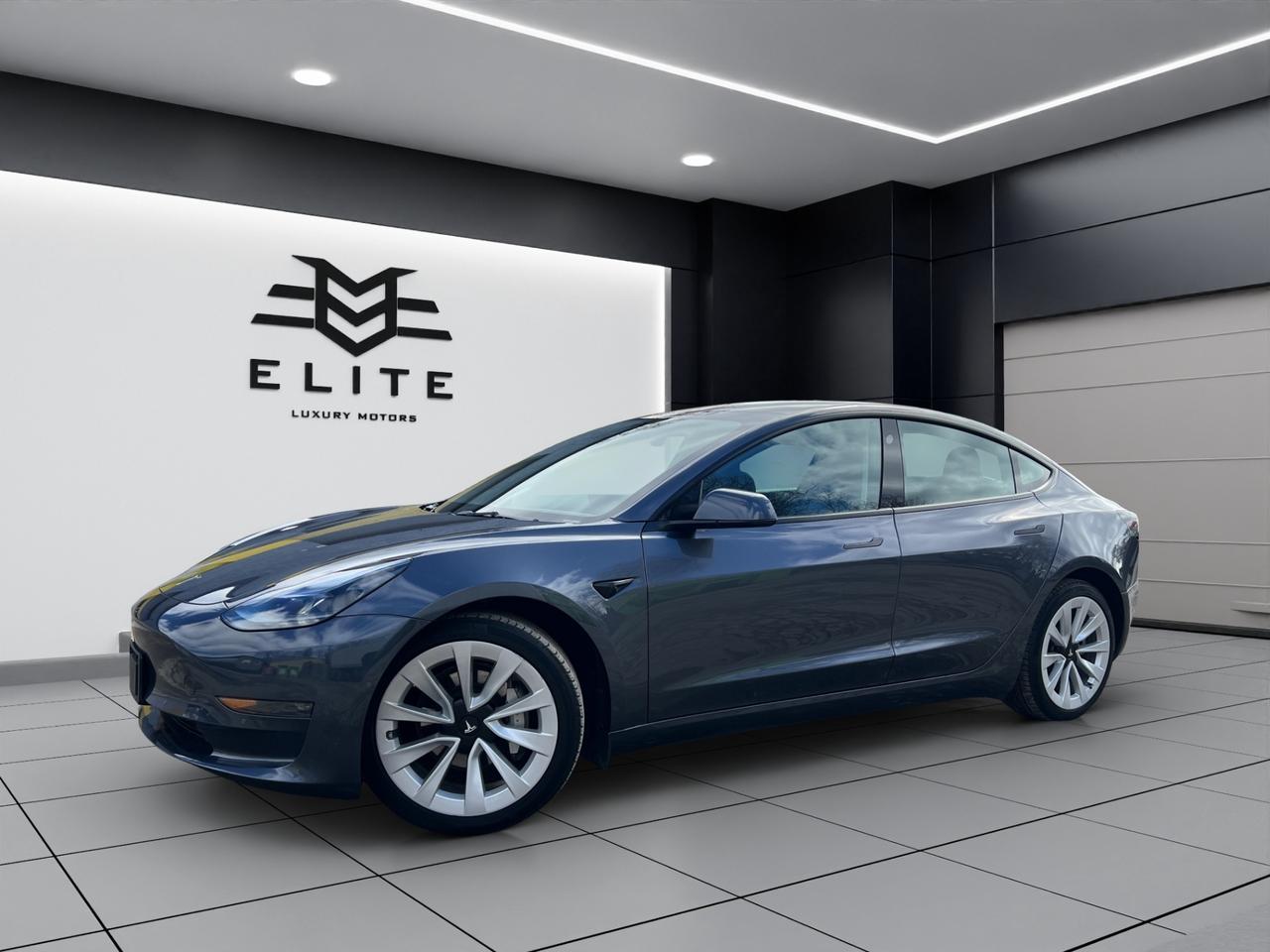 2022 Tesla Model 3 One Owner - Navigation System - Reverse Camera !! Photo