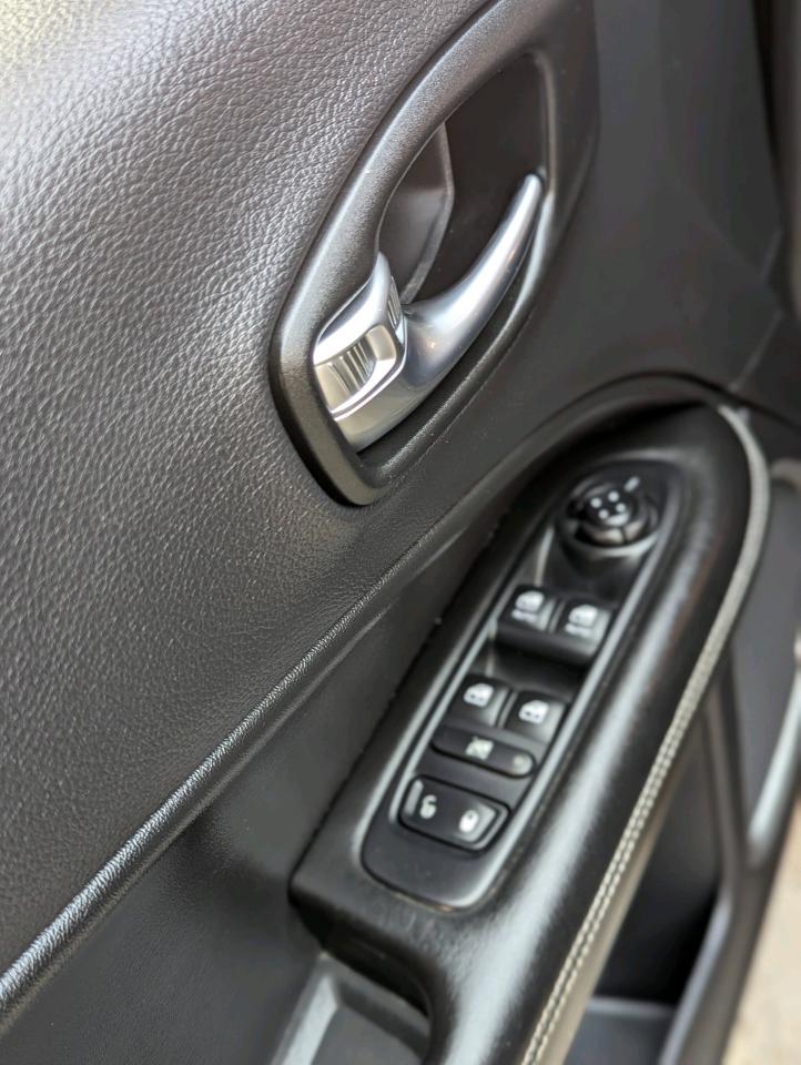 2021 Jeep Compass 80th Anniversary 4x4 Photo