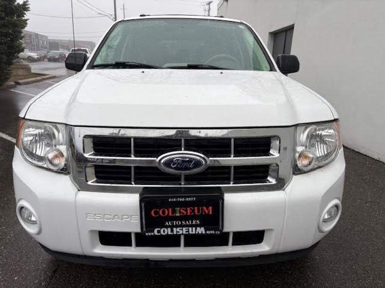 2012 Ford Escape XLT **ONLY 54,000KM-1 OWNER-2 SETS OF WHEELS-NEW TIRES** Photo