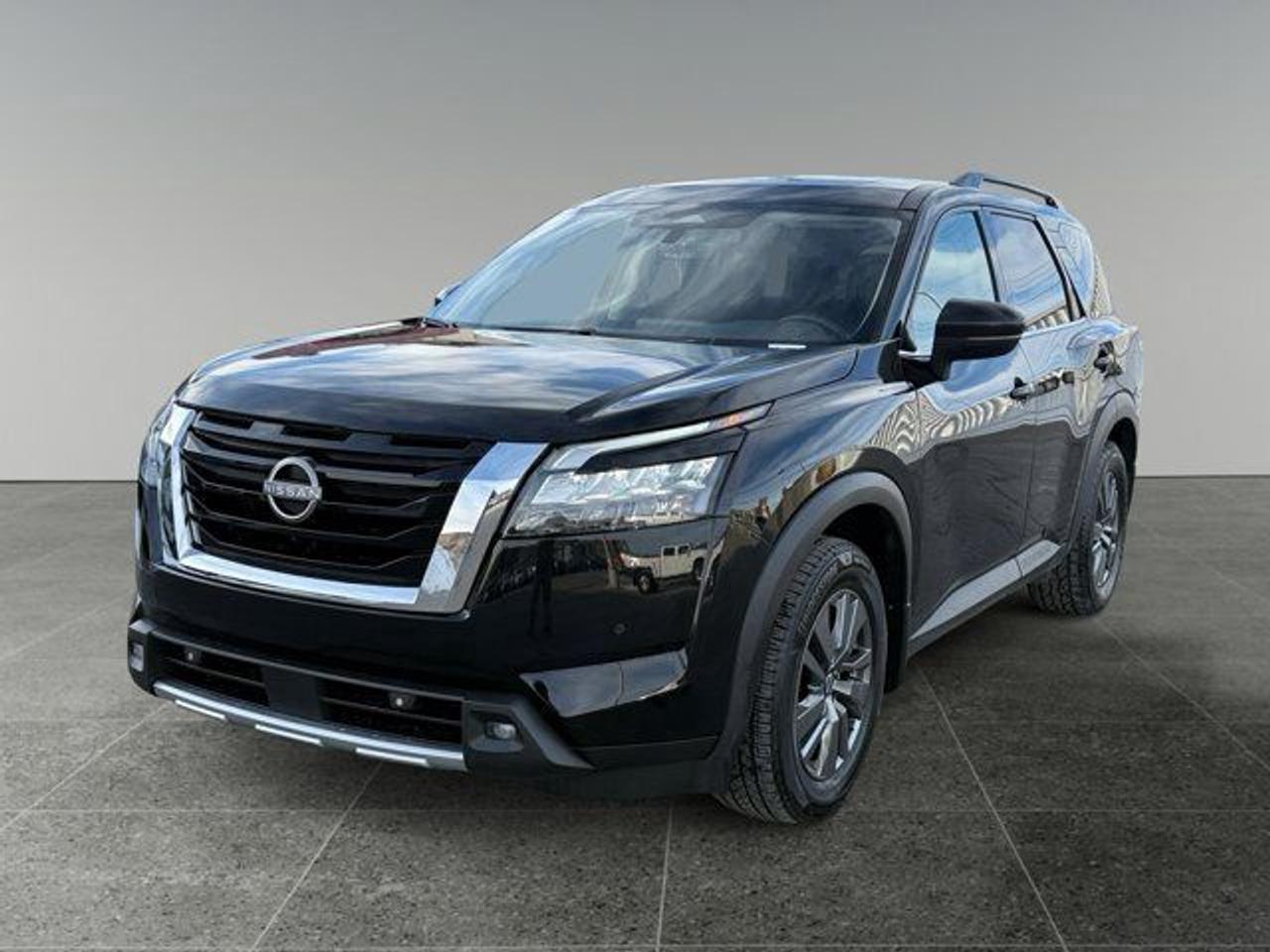 2024 Nissan Pathfinder SV - Photo #1