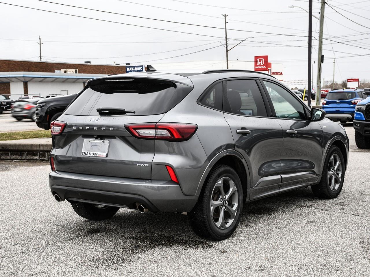 2023 Ford Escape ST-Line AWD Photo