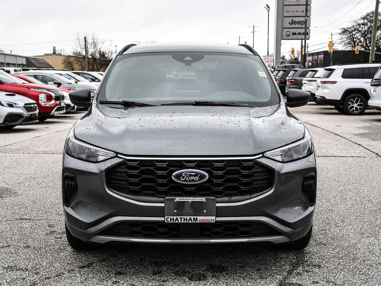 2023 Ford Escape ST-Line AWD Photo