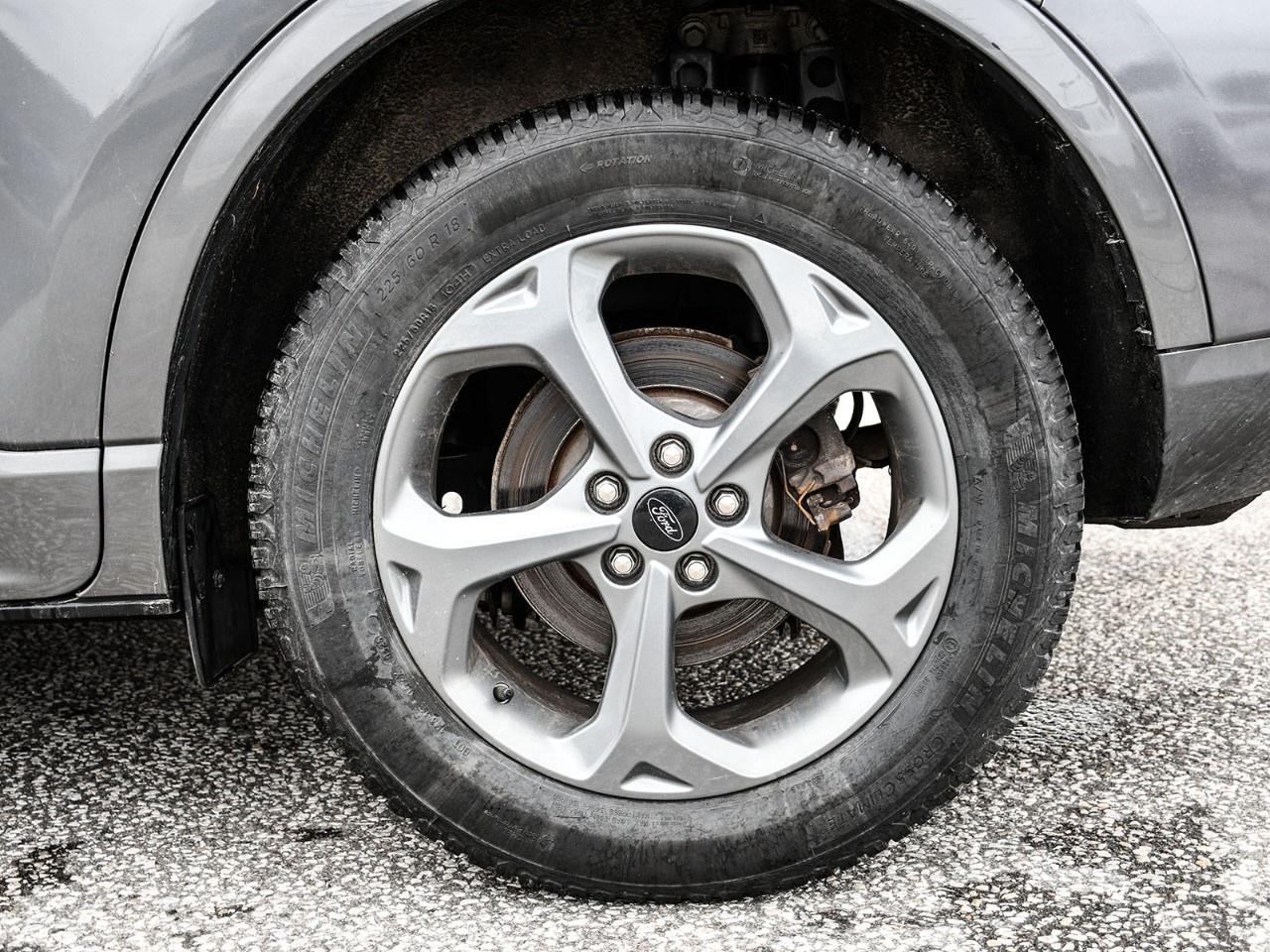 2023 Ford Escape ST-Line AWD Photo