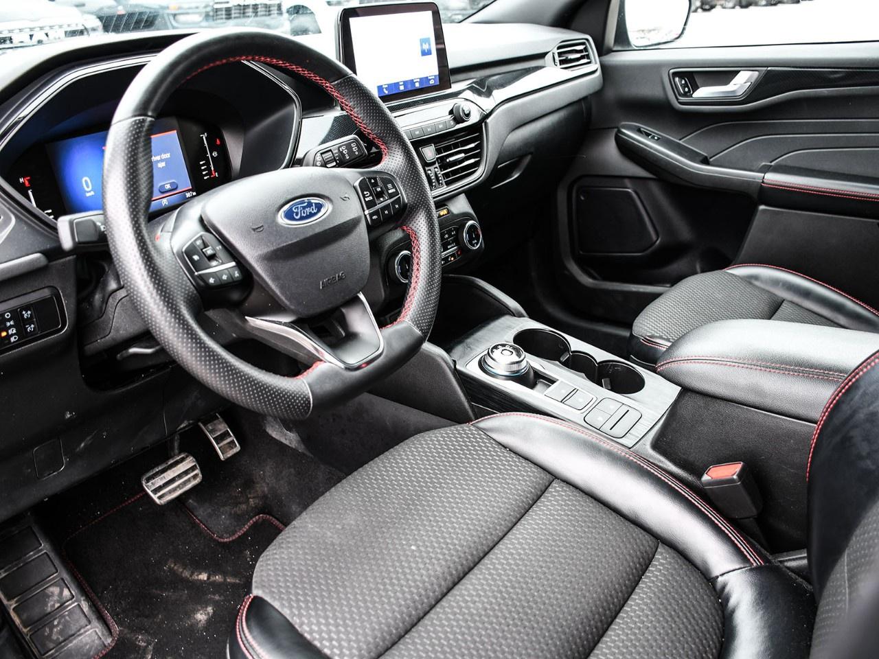 2023 Ford Escape ST-Line AWD Photo