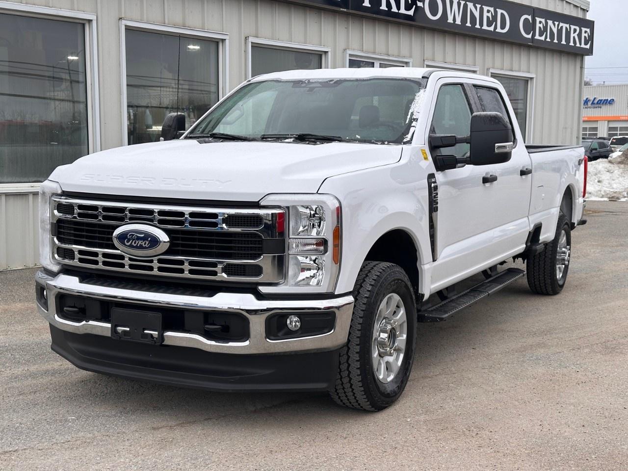 2024 Ford F-250 Super Duty SRW XLT 4WD CREW CAB 8' BOX Photo