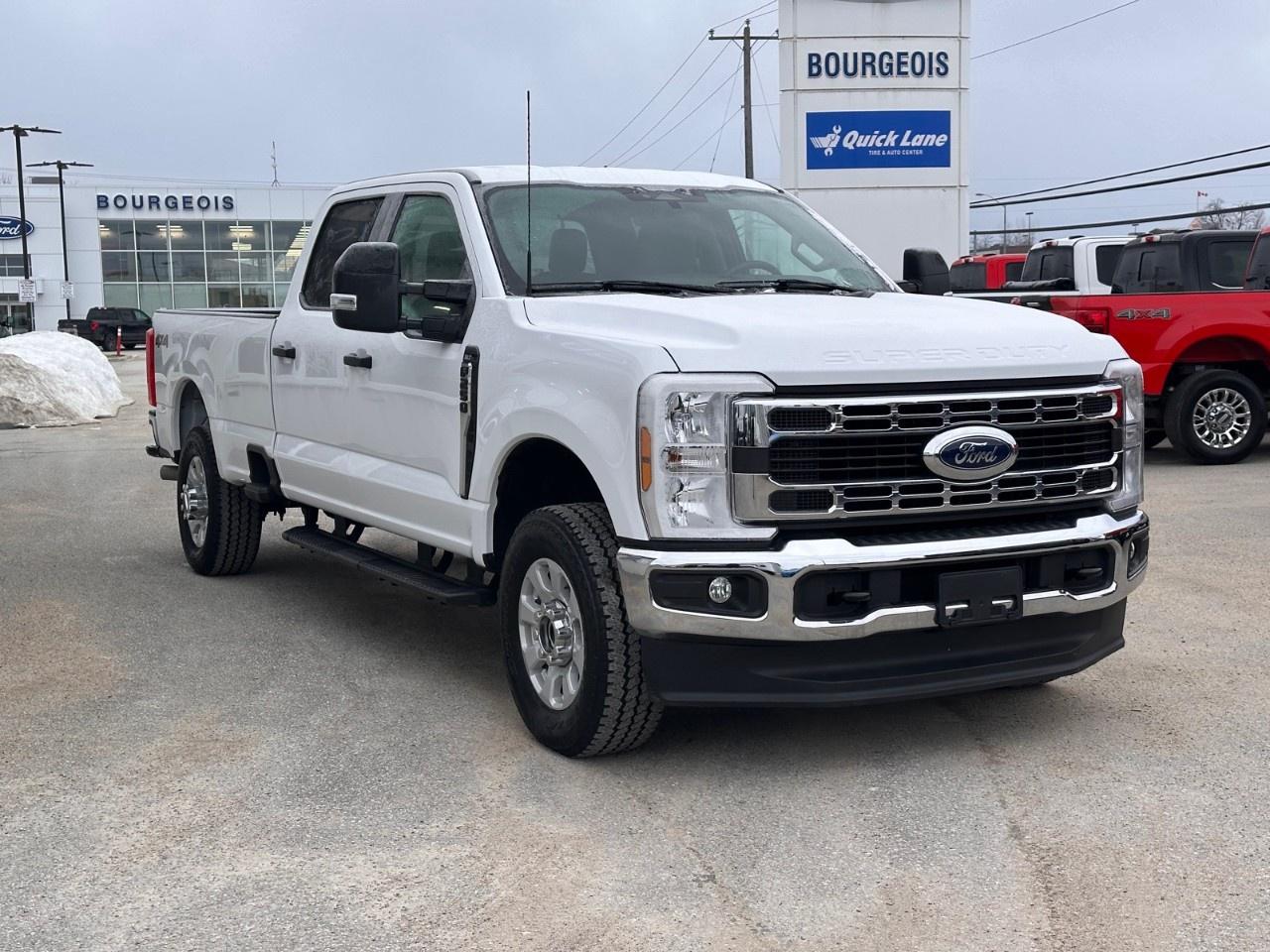 2024 Ford F-250 Super Duty SRW XLT 4WD CREW CAB 8' BOX Photo