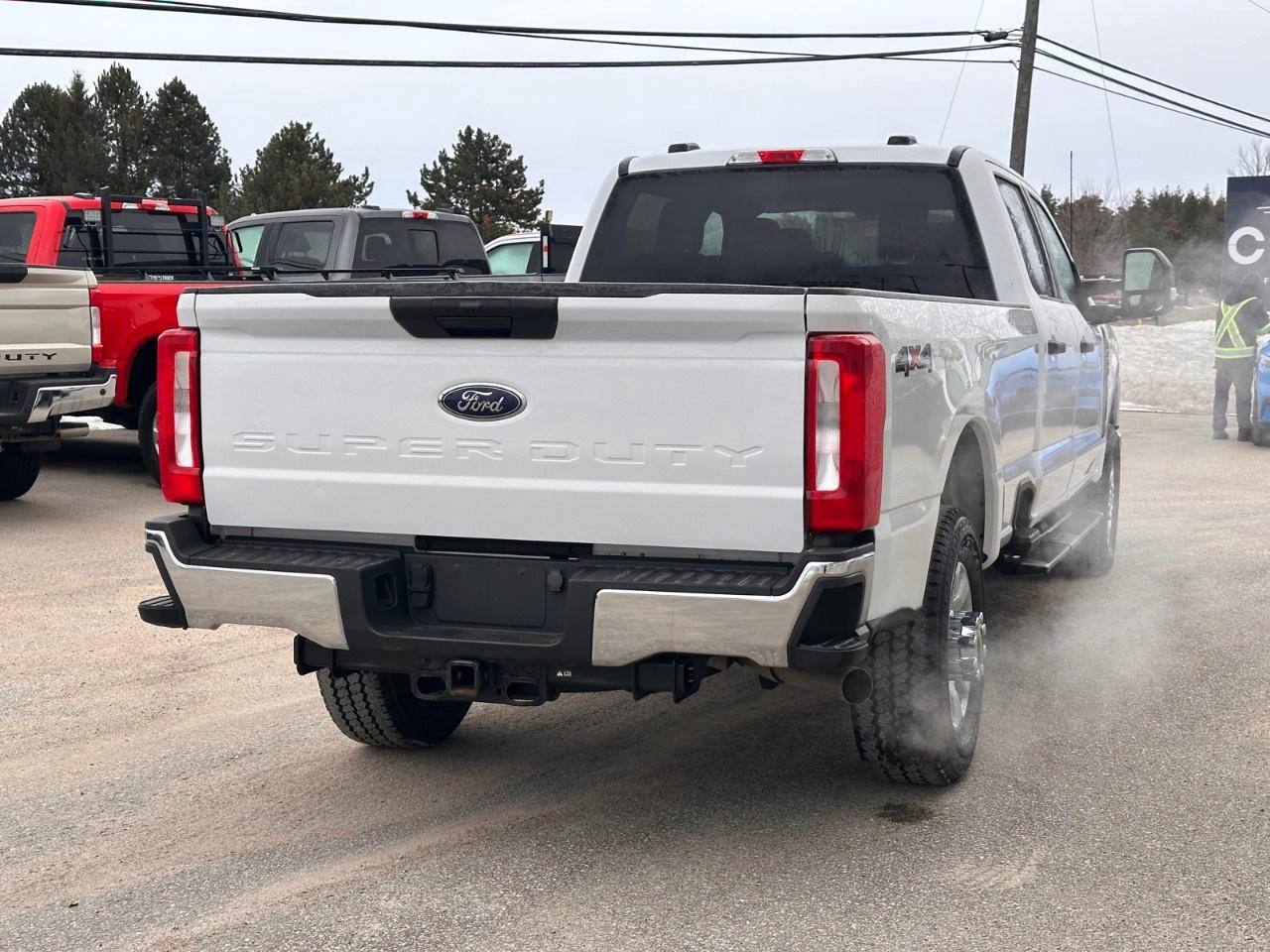 2024 Ford F-250 Super Duty SRW XLT 4WD CREW CAB 8' BOX Photo