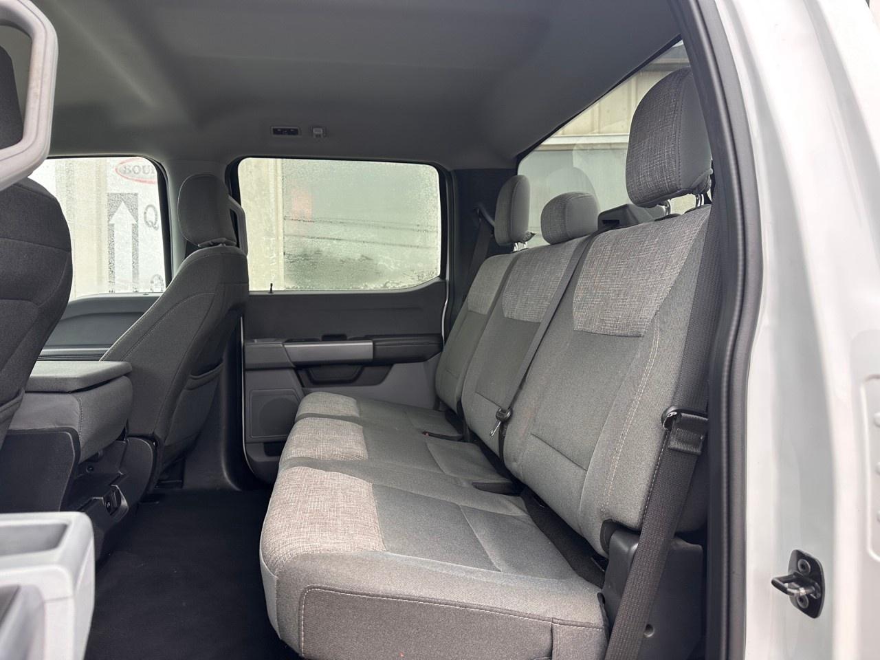 2024 Ford F-250 Super Duty SRW XLT 4WD CREW CAB 8' BOX Photo