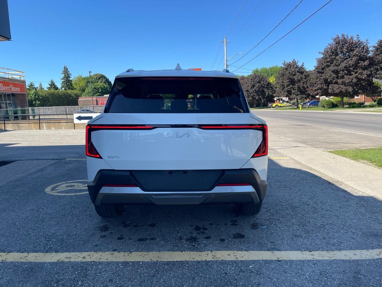 2027 Kia EV5 Wind FWD Photo