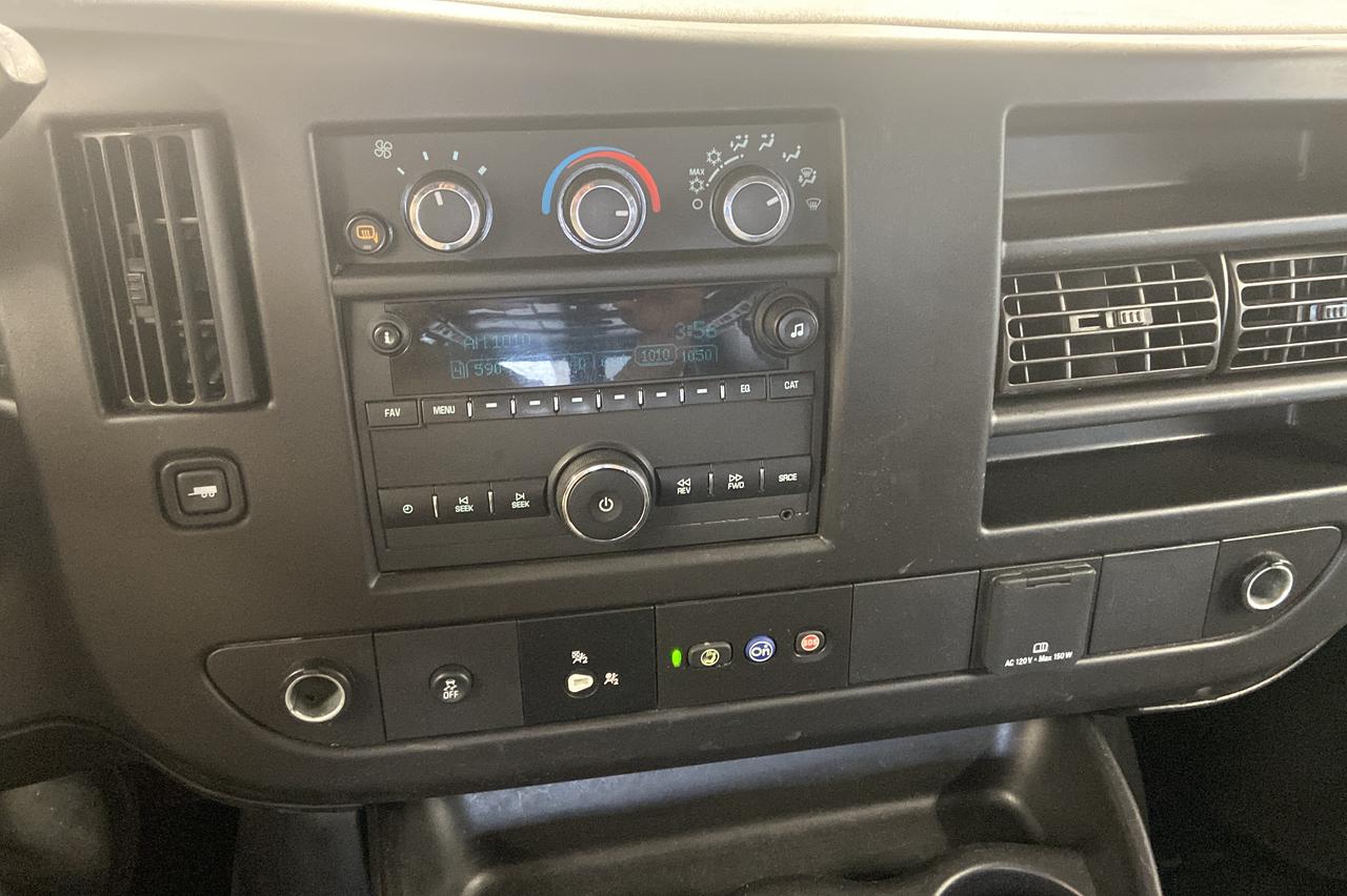 2022 Chevrolet Express Cargo Van BASE RWD 2500 155 Photo