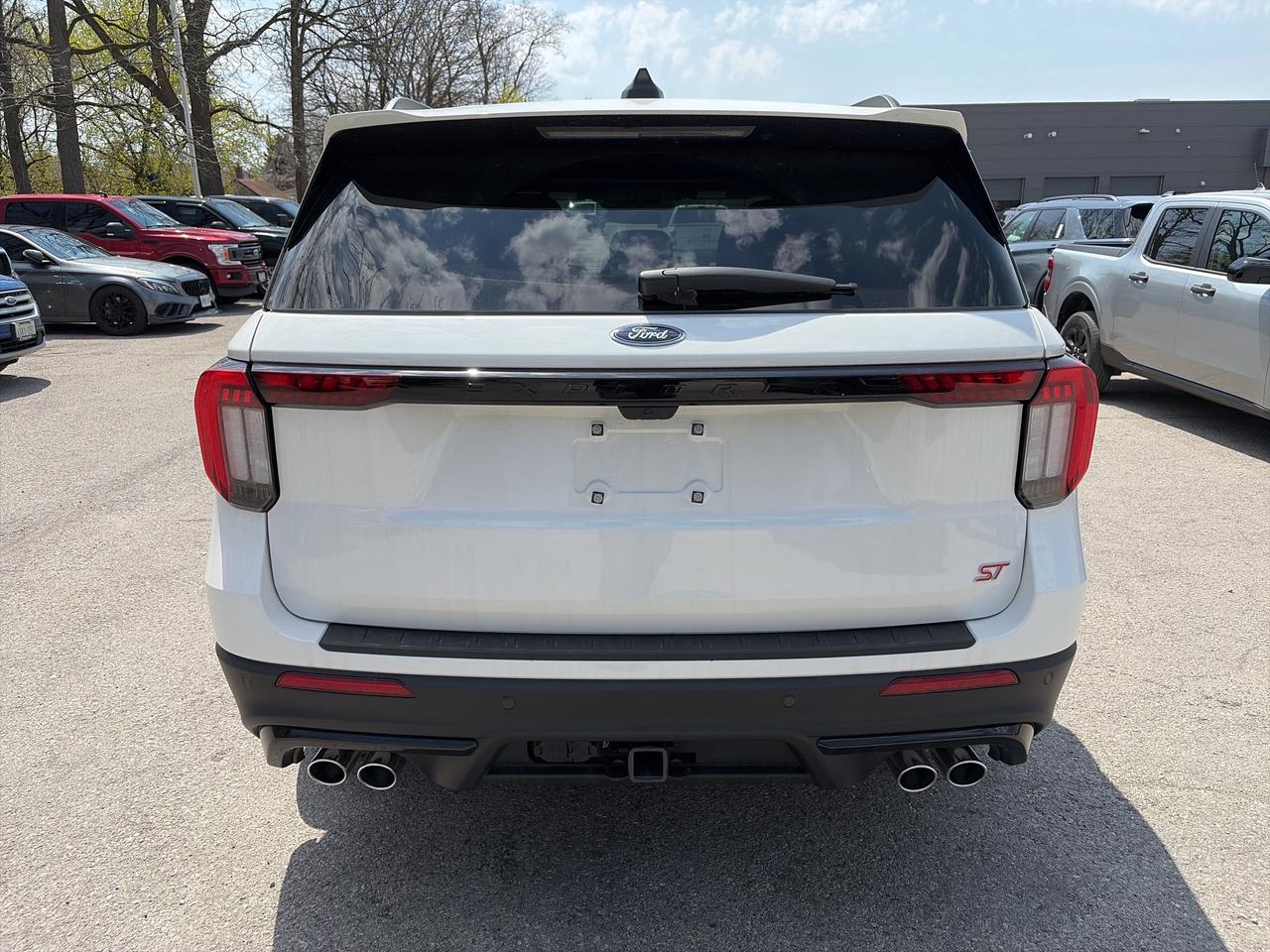 2026 Ford Explorer ST 4WD Photo