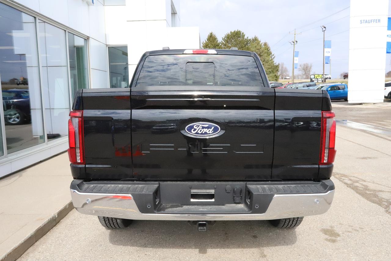 2026 Ford F-150 Lariat 4WD SuperCrew 5.5' Box Photo4