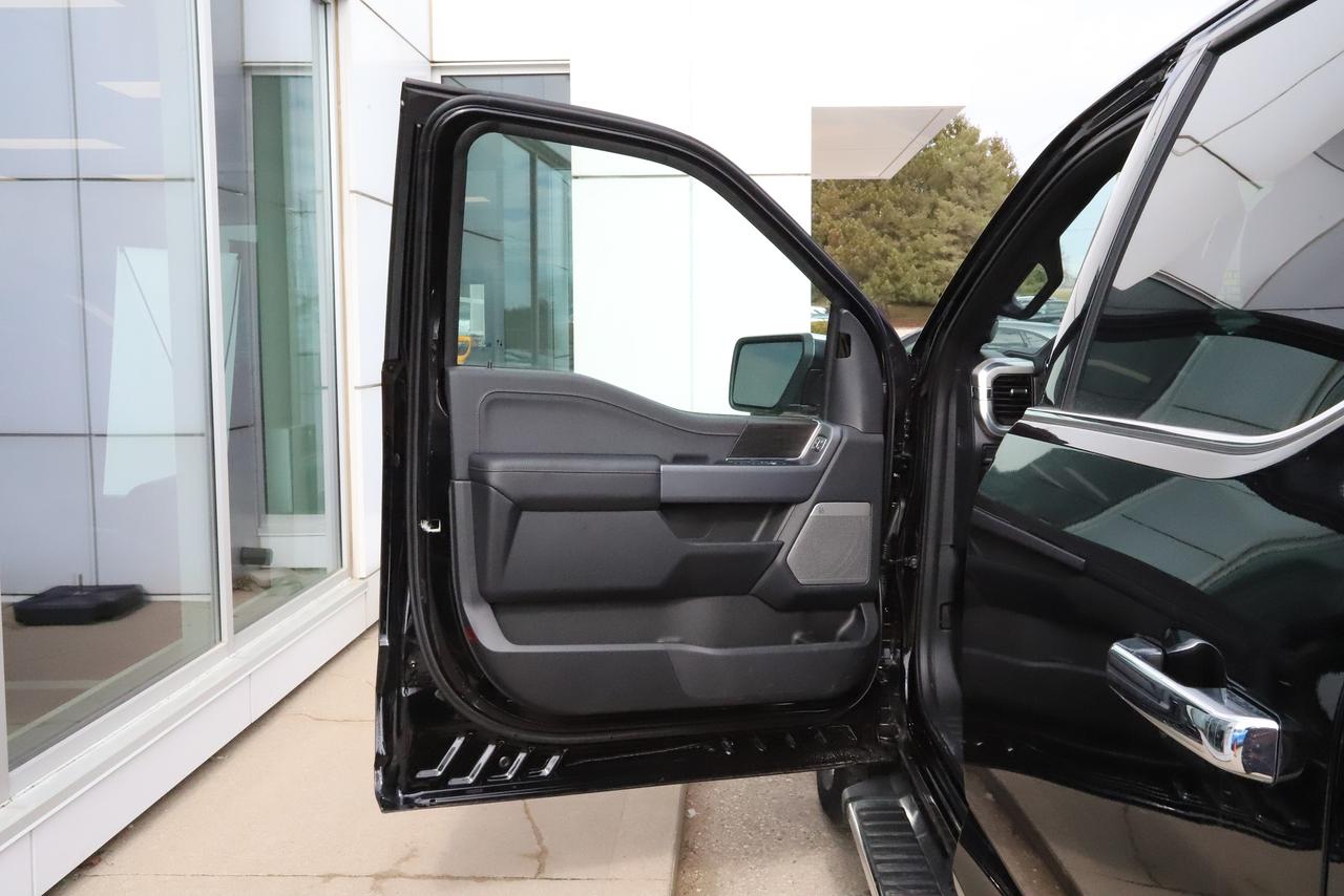 2026 Ford F-150 Lariat 4WD SuperCrew 5.5' Box Photo