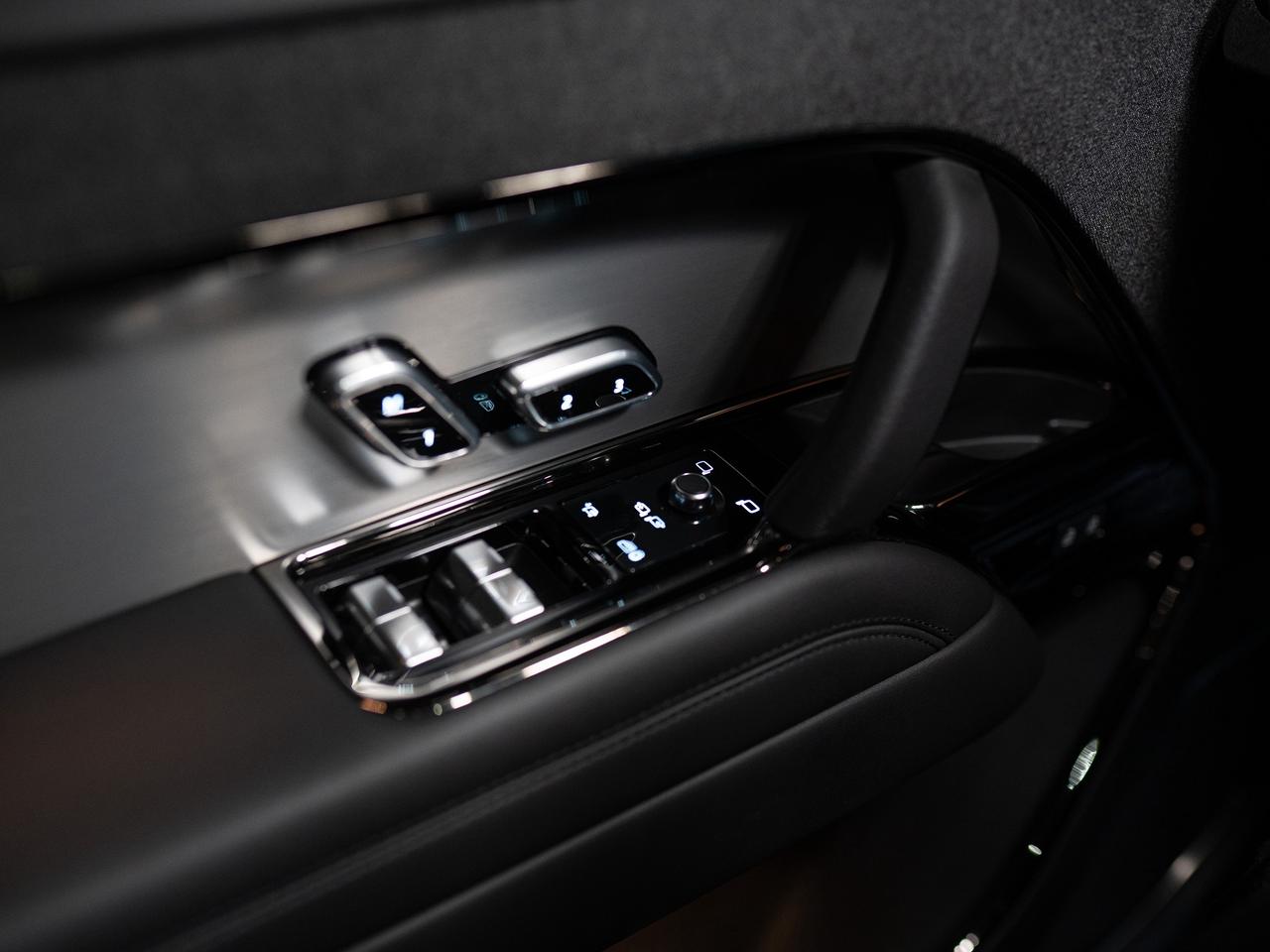 2024 Land Rover Range Rover Sport P400 | DYNAMIC | HSE | HUD | 22 IN Photo