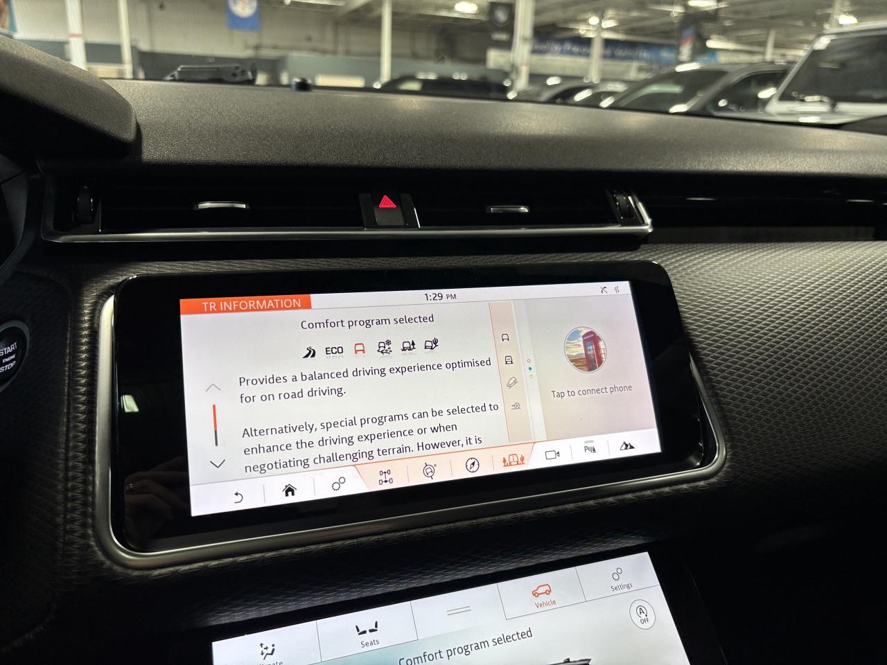 2018 Land Rover Range Rover Velar P380 SE R-Dynamic|AWD|NAV|HEADSUP|MERIDIANSURROUND Photo