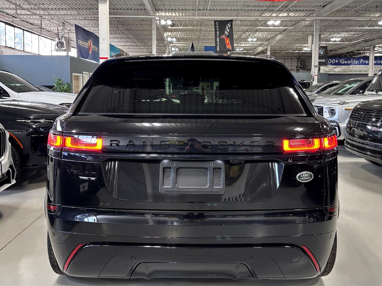2018 Land Rover Range Rover Velar P380 SE R-Dynamic|AWD|NAV|HEADSUP|MERIDIANSURROUND Photo4