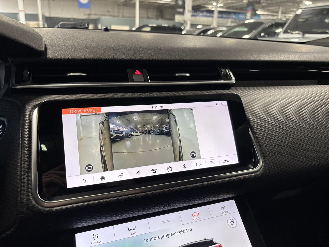 2018 Land Rover Range Rover Velar P380 SE R-Dynamic|AWD|NAV|HEADSUP|MERIDIANSURROUND Photo