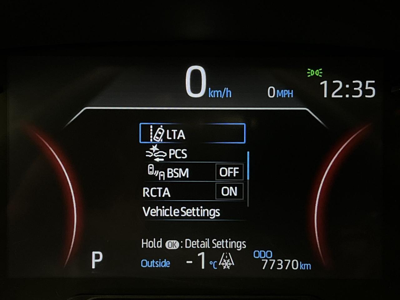2024 Toyota RAV4 XLE AWD | SUNROOF | HTD SEATS | CARPLAY | ALLOYS Photo
