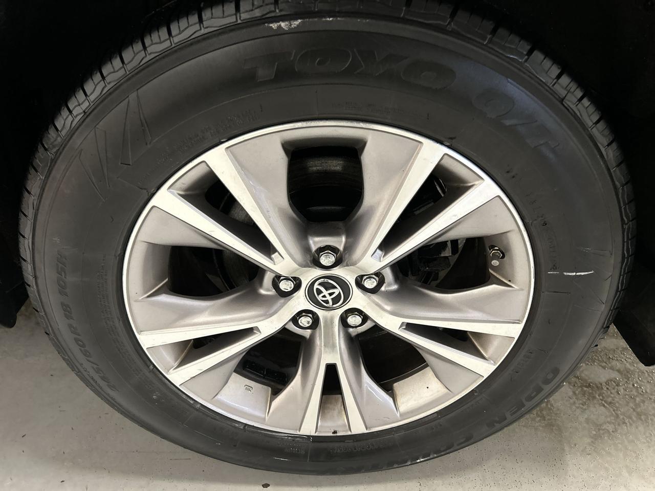 2016 Toyota Highlander  Photo