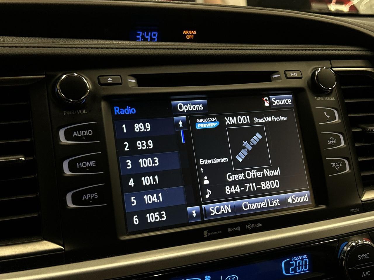 2016 Toyota Highlander  Photo