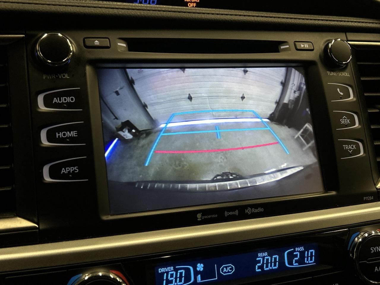 2016 Toyota Highlander  Photo