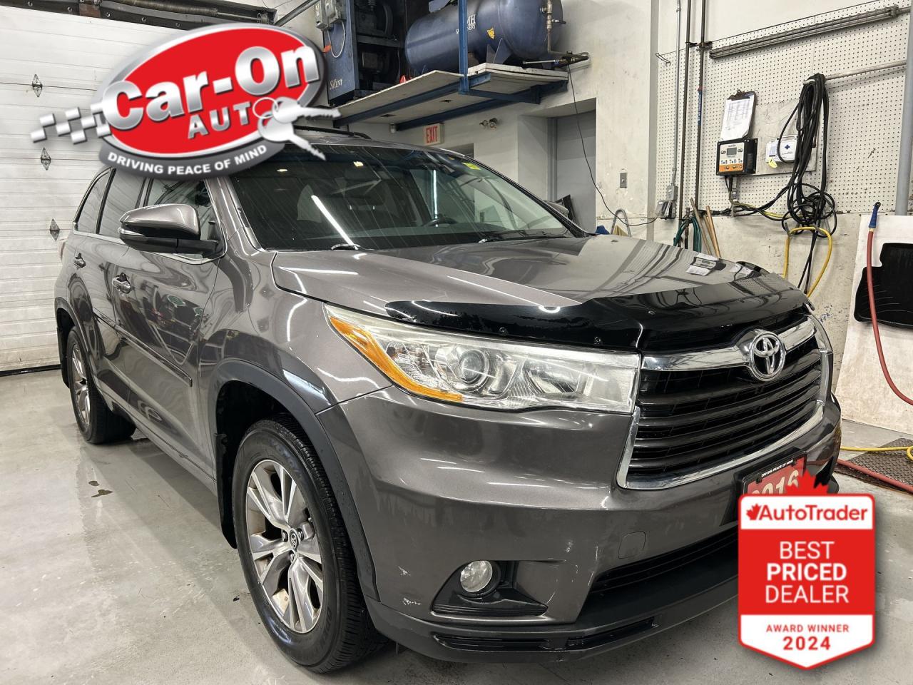 2016 Toyota Highlander  Photo0