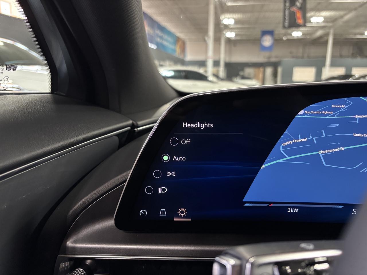 2024 Cadillac LYRIQ Tech|450E|1SA|RWD|CLUSTERNAV|EMERALDLAKE|PANOROOF| Photo