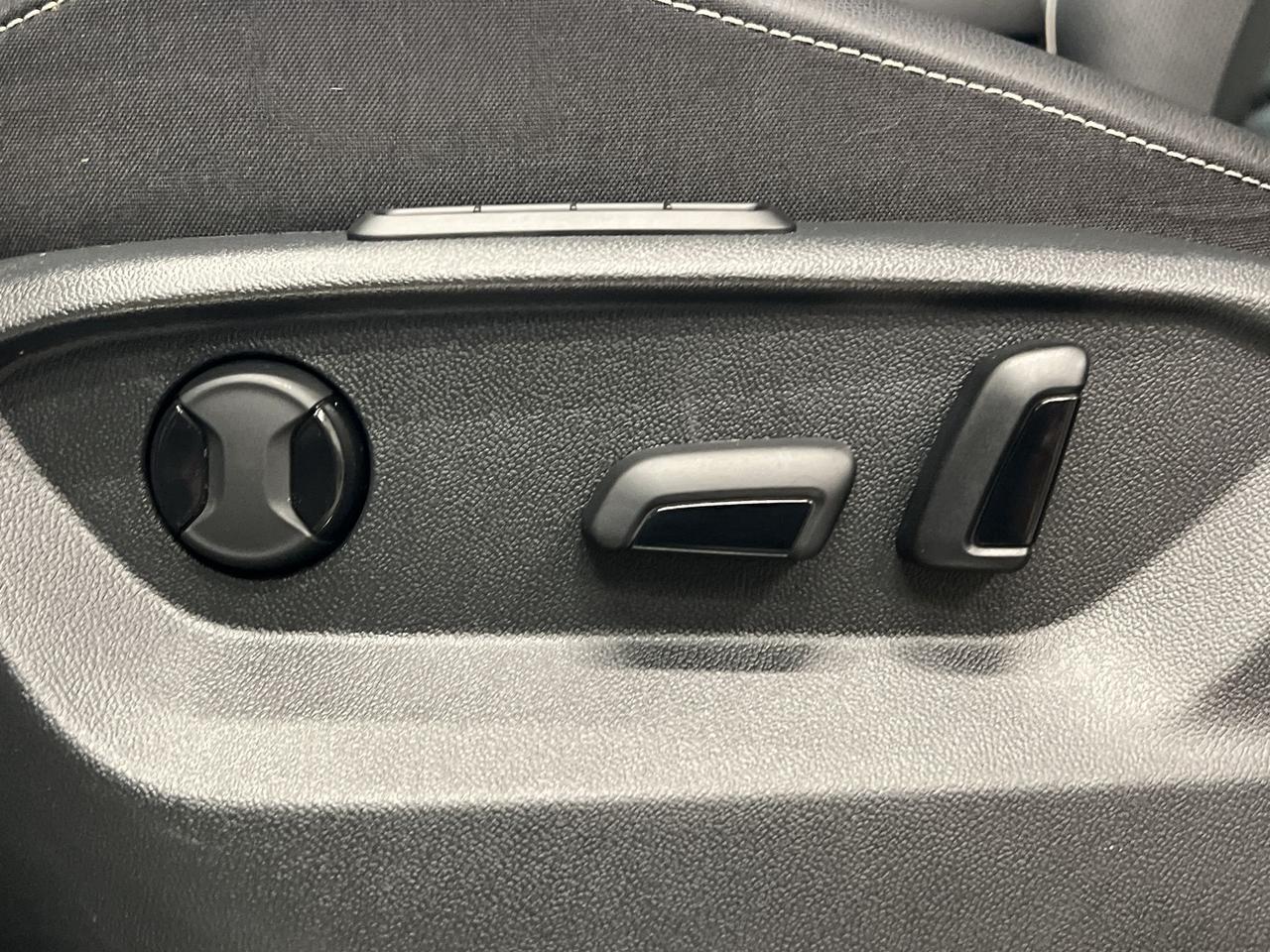 2023 Volkswagen Tiguan HIGHLINE AWD |RLINE |LEATHER | PANO ROOF | 360 CAM Photo