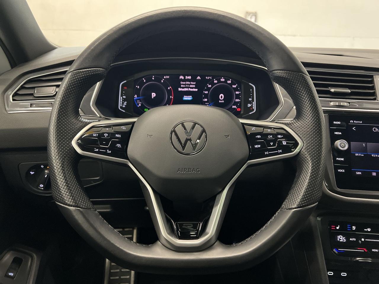 2023 Volkswagen Tiguan HIGHLINE AWD |RLINE |LEATHER | PANO ROOF | 360 CAM Photo