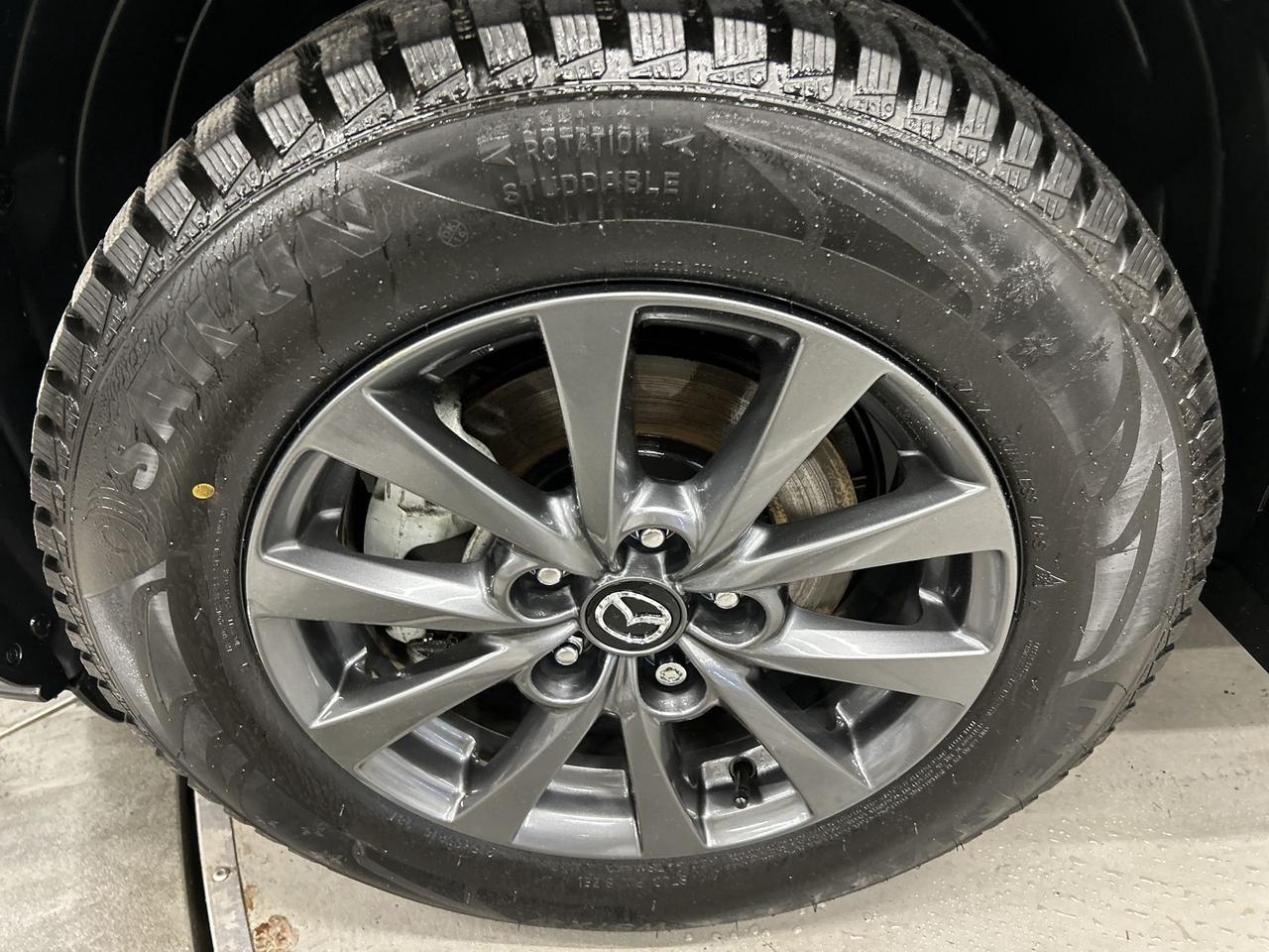 2023 Mazda CX-30 AWD | ONLY 13,000KMS! | HTD SEATS | CARPLAY | A/C Photo