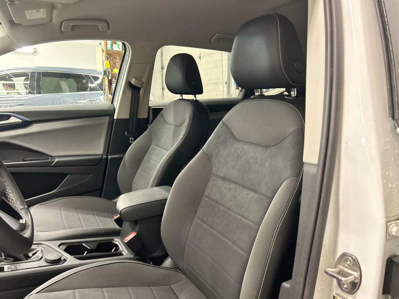 2022 Volkswagen Taos  Photo