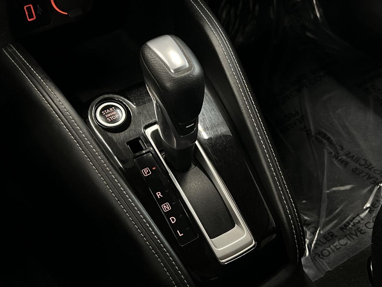 2018 Nissan Kicks SV | LOW KMS! | HTD SEATS | CARPLAY | ALLOYS | A/C Photo