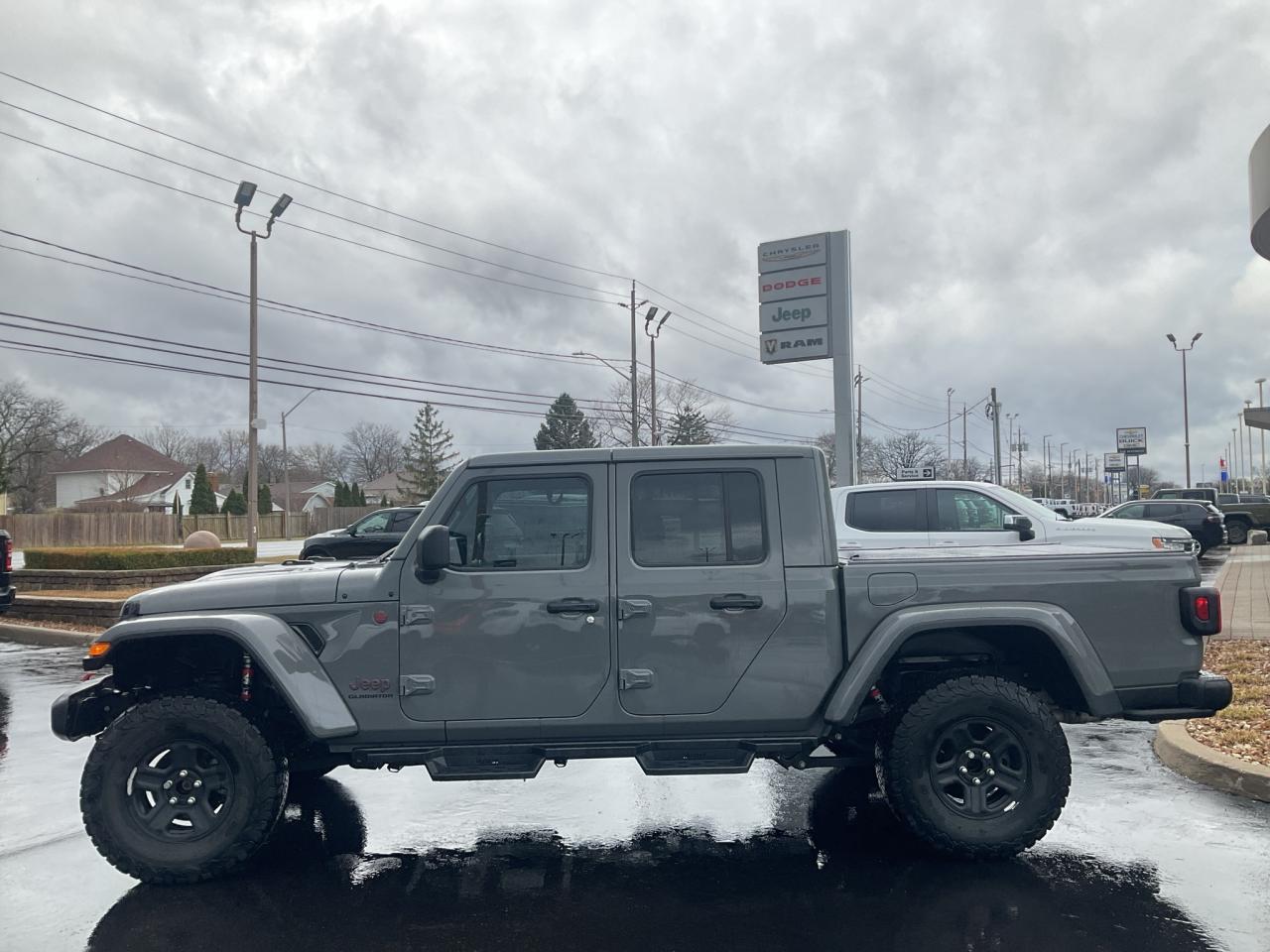 2022 Jeep Gladiator  Photo