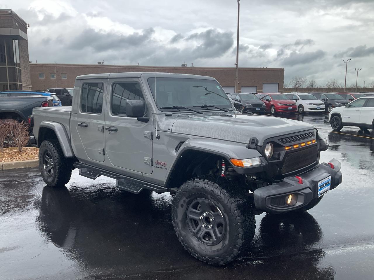 2022 Jeep Gladiator AS IS Photo2