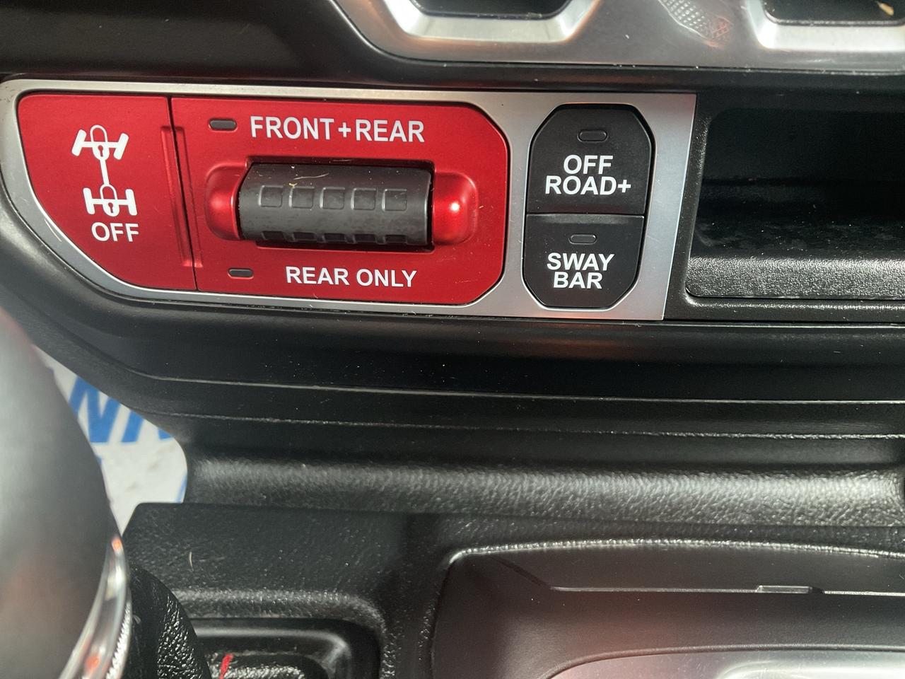 13728164