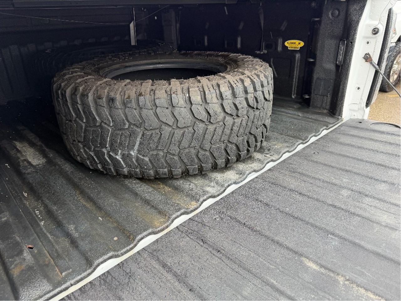 2019 Chevrolet Silverado 1500 LT Photo